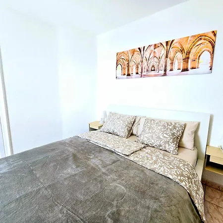 Appartamento 3 Bedroom Parque Santiago-2