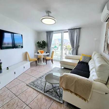 3 Bedroom Parque Santiago-2