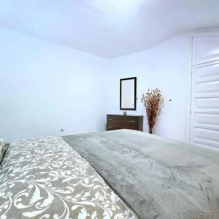 Parque Santiago-2 Apartamento *